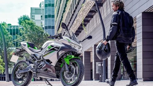 Kawasaki Changed Almost Nothing On Its Electric Ninja This Year