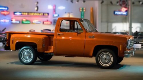 Why Did Older Chevrolet Trucks Have Square Wheel Wells (And Newer Models Don't)?