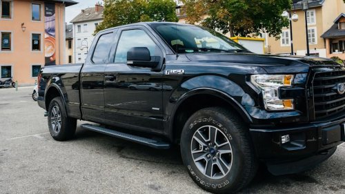 Ford, Ford recalls over 220,000 vehicles, warning fuel tank may leak or detach while driving