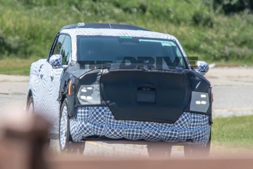 Ford, Ford Expedition, Spied: Ford’s $30,000 Electric Truck Caught Next to an Expedition