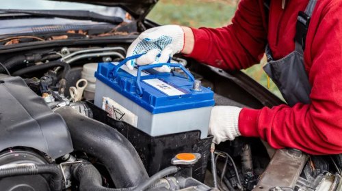 Connecting Car Batteries Backwards Can Have Shockingly Bad Results