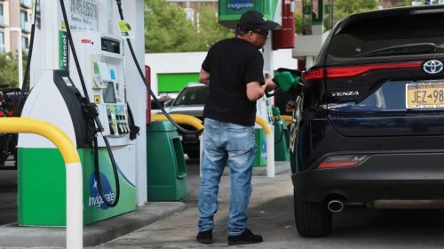 Monthly New Car Payments Hit A Record $777 As Cars Become More And More Unaffordable