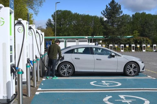 How much does it cost to charge an electric car?