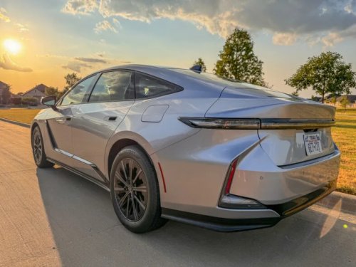 Toyota, Lexus, Lexus ES, Electrification 101: How Toyota and a 2027 Lexus ES 350h Demystified EV Powertrains