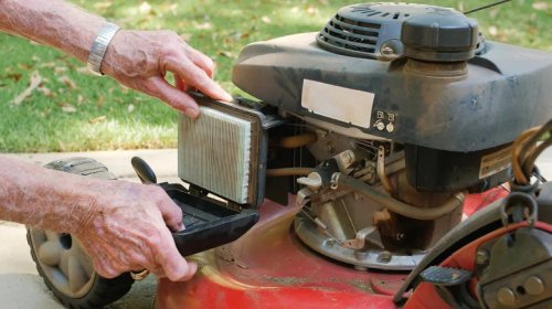 5 Things To Check When Your Riding Mower Won't Start