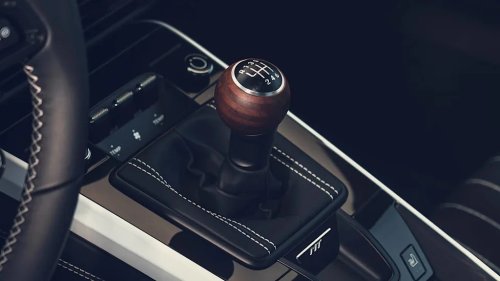 Porsche, Porsche 911, Porsche Says a Manual Hybrid 911 Isn’t Possible...Yet