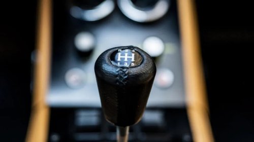 What Is A Dog-Leg Pattern Gear Shifter And How Is It Different From H-Pattern Gearboxes?
