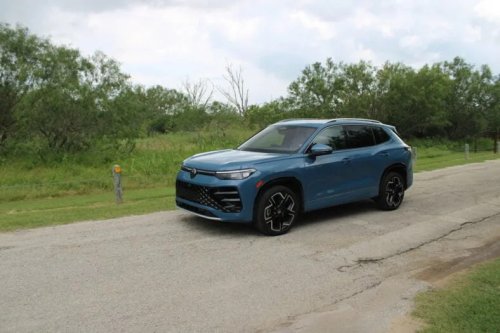 2026 VW Tiguan SEL R-Line: The Stylish Compact SUV That Refuses to Blend In