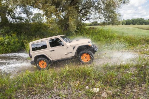 Two-Door Jeep Wrangler Now One of Slowest Selling Vehicles