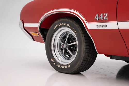 ENDS 7/16: Win This Concours-Restored 1970 Oldsmobile 442 W30 — And Dream Giveaway Covers the Tax Bill
