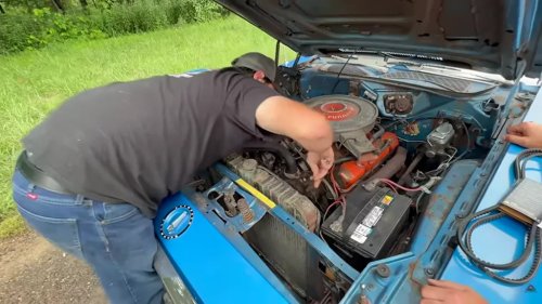 Original Owner Reunited With His 1971 Plymouth Road Runner After Decades Off The Road
