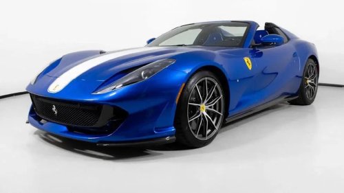 Ferrari, 2022 Ferrari 812 GTS For Sale With Only 2,108 miles