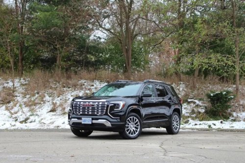 GMC, 2026 GMC Terrain Denali: 3 Pros and 2 Cons