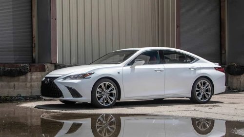Lexus, Toyota, Toyota Camry, This ultra-reliable Lexus hybrid costs the same as a brand-new Toyota Camry