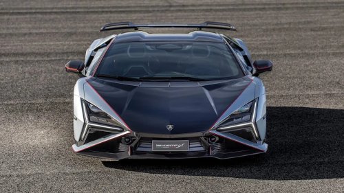 Lamborghini Says It Has No Current Plans for a Manual Transmission