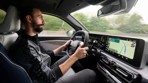 Same Battery Size, Different Range: VW ID. Polo Takes On Renault 5