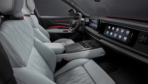 Audi, Range Rover, Rover, Why Audi’s Q9 brings an all-screen cabin to a fight Range Rover has won for 50 years