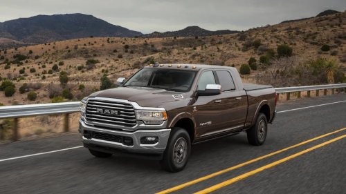 RAM, Something Went Very Wrong Inside This 2-Year-Old Ram’s 6.4L Hemi