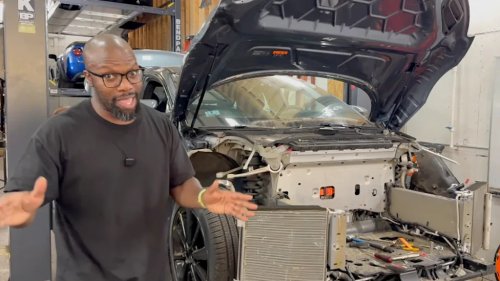 YouTuber Gets 2 ‘Completely Dead’ $140K Lucid EVs Running Again – But There’s a Catch