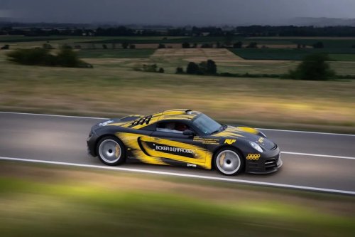 1,000 Horsepower And a 6-Speed Manual: Meet The RUF B8