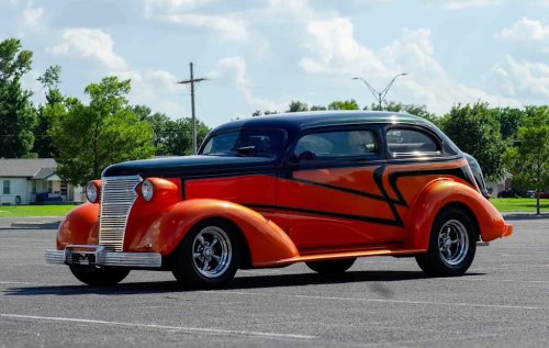 This Chopped 1938 Chevy Street Rod Has A/C, A 355 V8, And A $4,500 High Bid