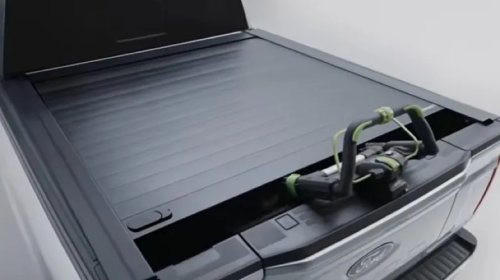 The Pros And Cons Of Retractable Tonneau Covers