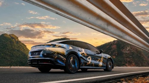 BYD, Porsche, BYD’s 600-Mile Luxury EV Takes Aim At Porsche Taycan