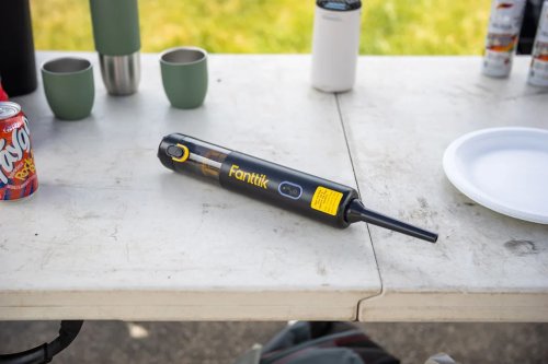 Smart, Fanttik's Car Vacuum Is a Smart Prime Day Buy