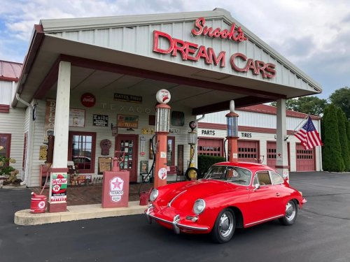 Classic Car Museum Is Closing After Failing to Find a Carburetor Mechanic