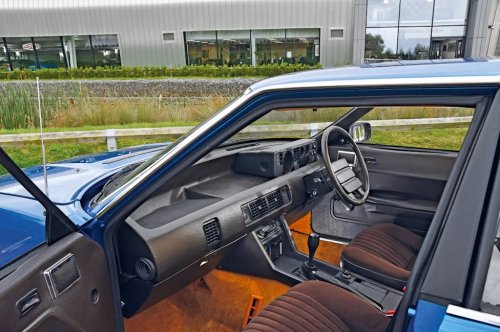 Be awestruck by the Rover SD1