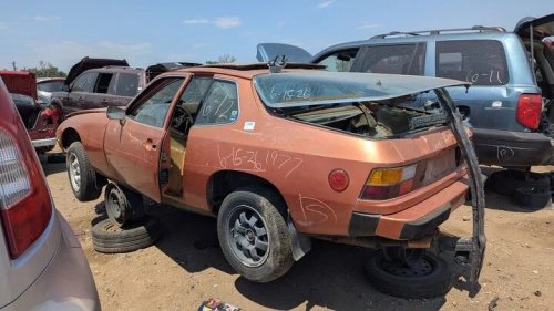 Junkyard Find: 1977 Porsche 924