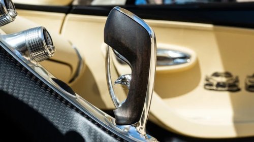 Bugatti's Final W16 Mistral Has Paint Called 'Sparkle' And A Falcon Head Sculpture In The Shifter