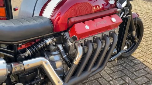 Dodge, Dodge Viper, This 500-bhp Dodge Viper V10 Motorcycle Sold for $172,000—And It's Not Headed to a Garage