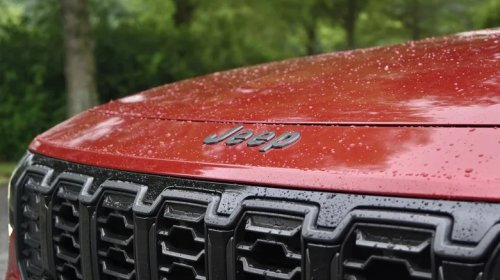 Jeep, Jeep Cherokee, Jeep's New Hybrid Cherokee Has RAV4 And CR-V In Its Sights, But Does It Deliver?