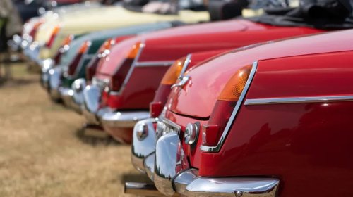 When Is A Car Considered A Classic? Here's How Old It Has To Be