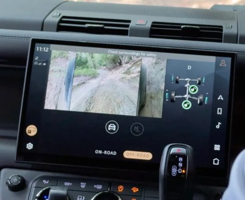 Land Rover, Rover, Among Castles and Forests, the Land Rover Defender Octa Proves Its Off-Roading Mastery