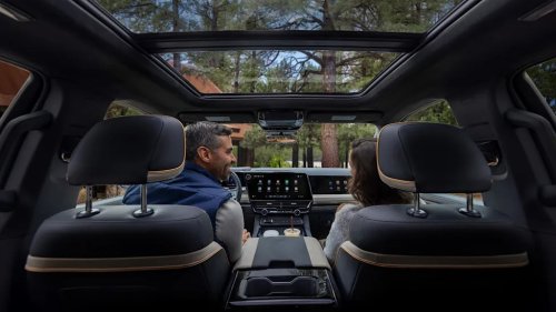 GM's New Truck Tech Is Surprisingly Thoughtful in the 2027 Chevrolet Silverado (Plus It Includes Apple CarPlay!)