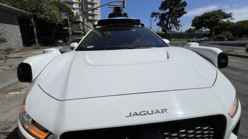 Robotaxi, Dead Waymo Robotaxi Batteries Left Cars Stranded In San Francisco Traffic Jam