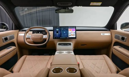 Press a Button, Get a Two-Story Camper: Inside Xiaomi’s Wild $44,100 EREV SUV