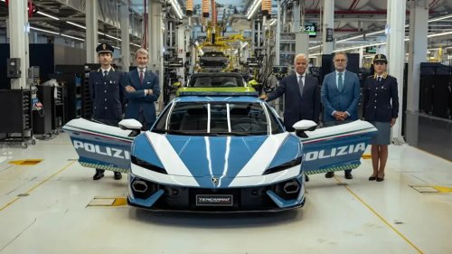 Lamborghini Has Introduced The New Temerario Police Car With Over 900 HP