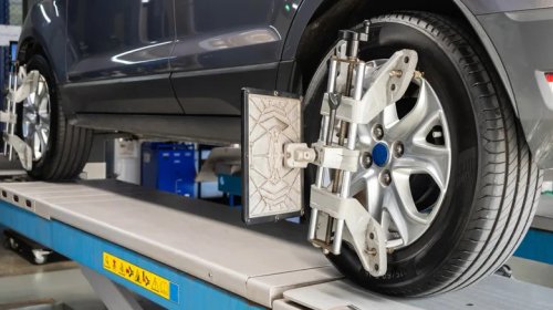 As Car Technology Advances, Mechanics Are Getting Left Behind
