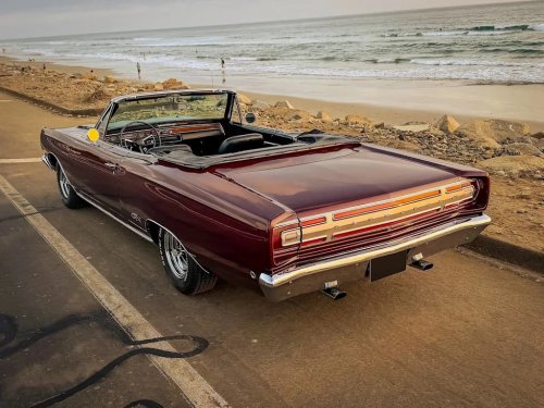 1968 Plymouth GTX Convertible for Sale With 8,000 Miles Shown