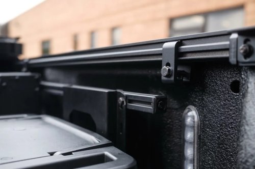 This Solar-Panelled Tonneau Cover Provides Power On the Go