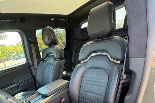 Rivian, 2026 Rivian R1T Ascend Quad Max for Sale With 21,500 Miles