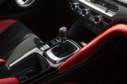 Honda Is Still Committed to Manuals, Despite Civic Si Pause
