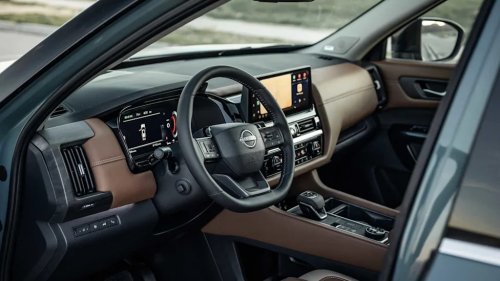 SUV, Nissan, If you're buying a three-row SUV for your family, safety experts say buy this Nissan