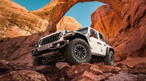 Consumer Reports Ranked These Three Off-Road SUVs From Best To Worst