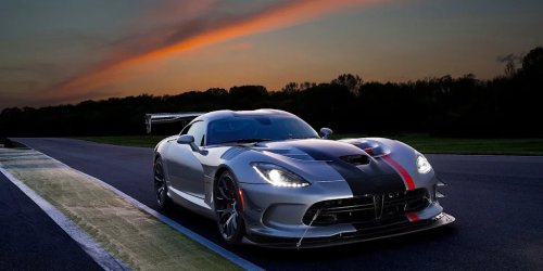 The V-10 Engine May Be Gone, But These Cars Will Never Be Forgotten
