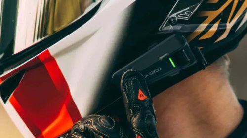Do Cardo Headsets & Speakers Work On Any Helmet? Here's How Compatible They Are