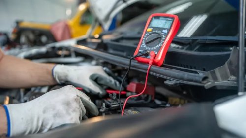Battery, Is It Safe To Keep Driving With The Car Battery Light On?